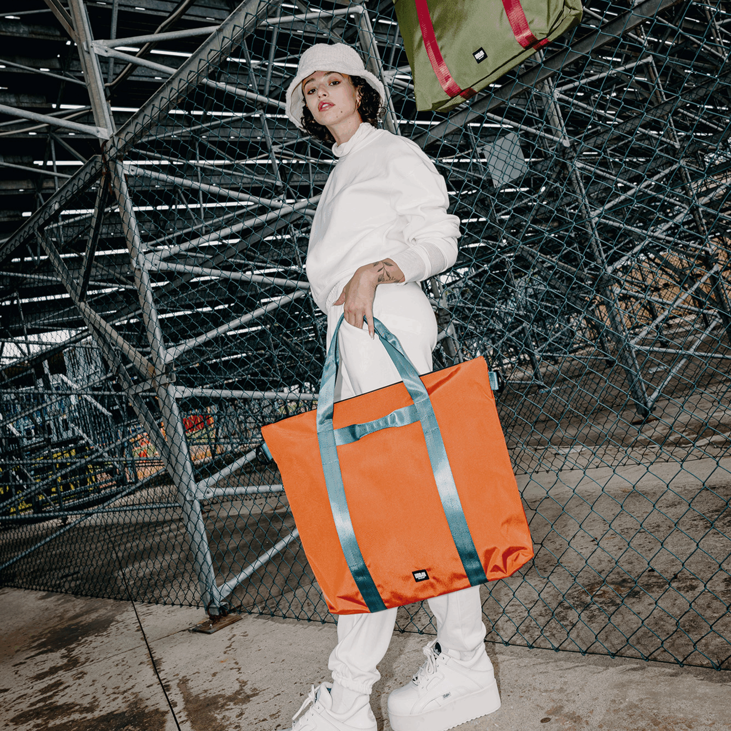 Urbanite Bogota Tote Bag - торба за носење